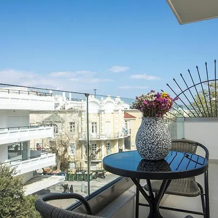 Cozy Apartment In The Heart Of Rhodes City Center Exterior photo