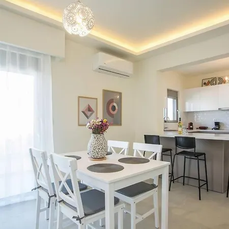 Cozy Apartment In The Heart Of Rhodes City Center Exterior photo