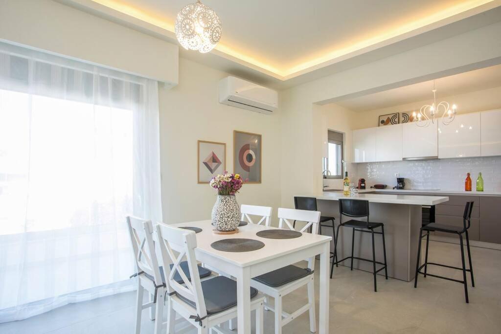 Apartment Cozy In The Heart Of Rhodes Center Rhodes City